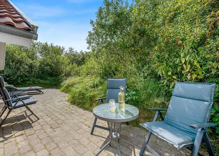 Danica - 500m From The Sea By Interhome