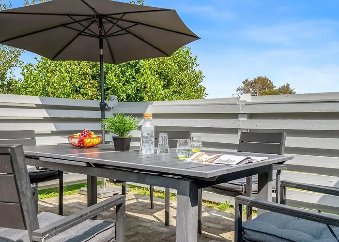 Danica - 500m From The Sea By Interhome